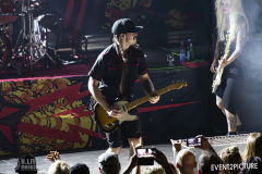 Baboon_Show-Pavillion-_75K7285-Verbessert-RR-2025