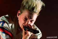 Deine_Cousine-Capitol-_75K7708-2025