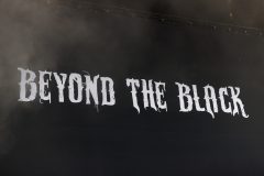 Beyond-the-Black-Mittwoch-01-