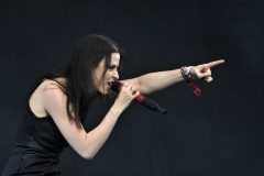 Beyond-the-Black-Mittwoch-07-