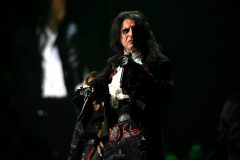 Alice-Cooper-26-29-35-