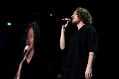 Joss-Stone-Michael-Schulte-23-02-