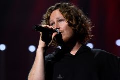 Joss-Stone-Michael-Schulte-23-03-