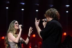 Joss-Stone-Michael-Schulte-23-05-