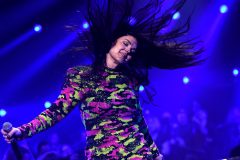 Vanessa-Amorosi-13-15-22-