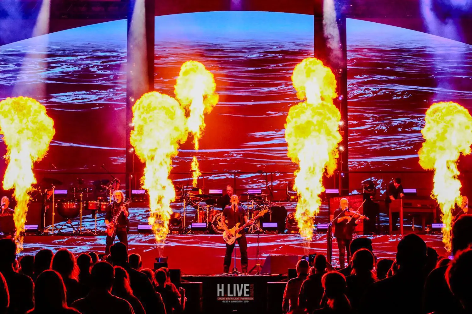 Santiano mit perfektem Tourstart und 9.500 Fans in Hannover