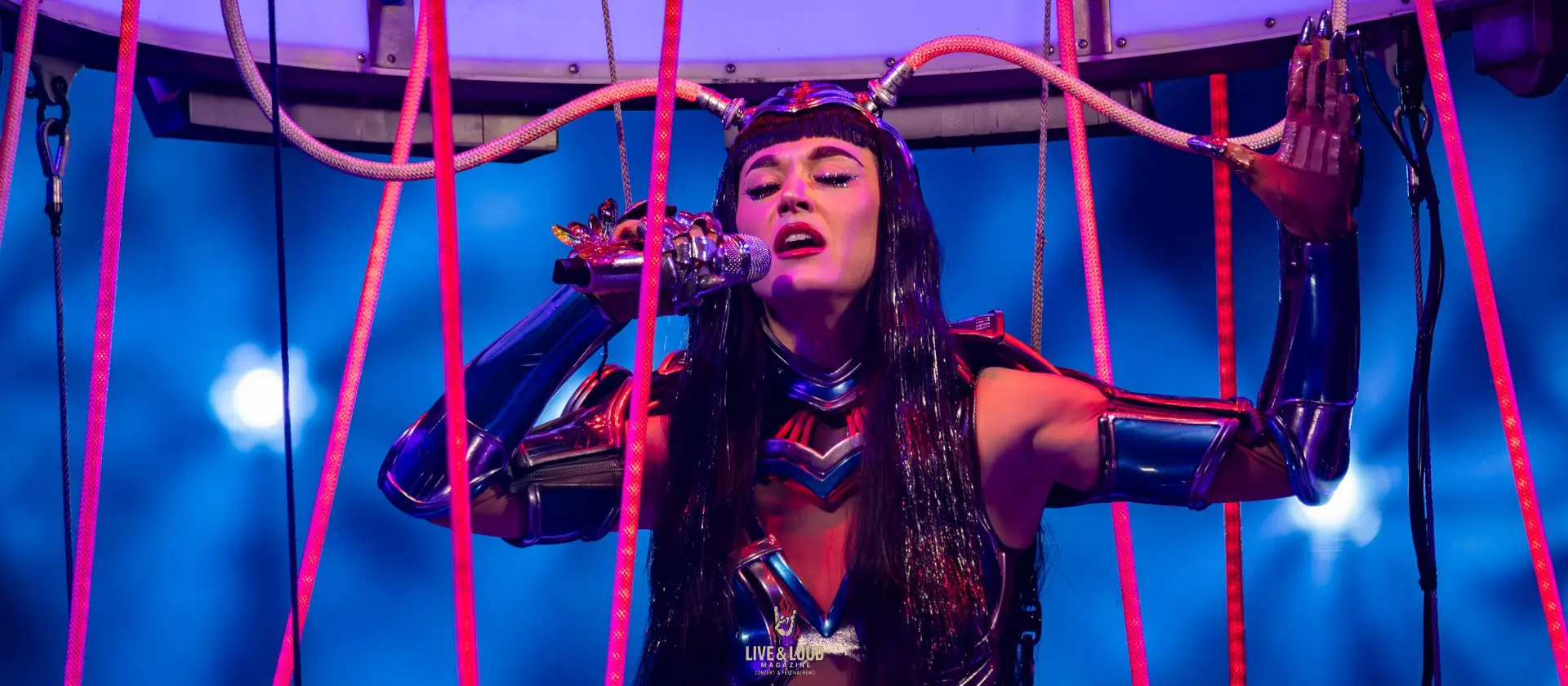 Zwischen Neonträumen und Popchaos: Katy Perry feiert fulminanten Tourstart in Hannover