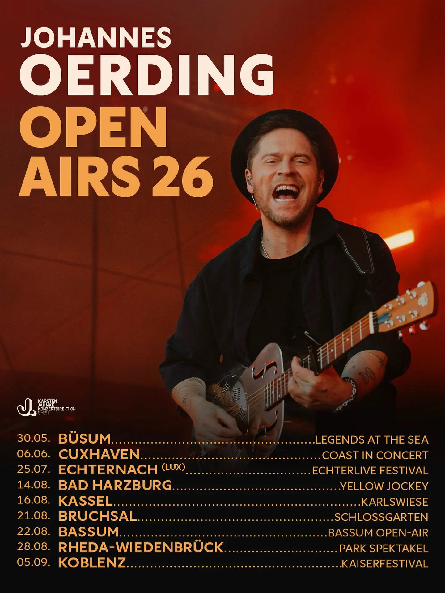 Offizielles Tourplakat zur Johannes Oerding Open Air 2026 Tour mit Johannes Oerding und Gitarre