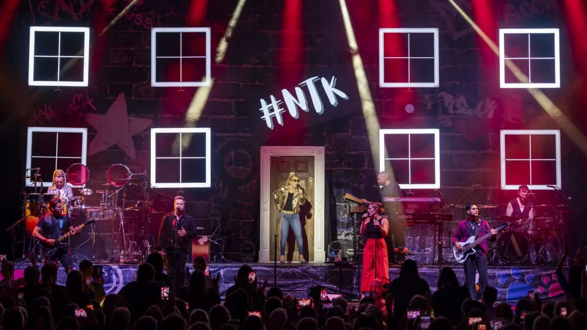 Anastacia live in Hannover 2026: Stimmgewaltig vor einem stehenden Kuppelsaal