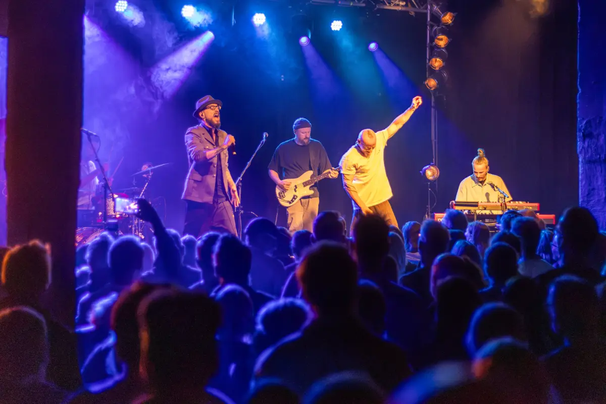 Thomas D in Hannover: Konzert von Thomas D & The KBCS in der 60er-Jahre-Halle des Kulturzentrums Faust in Hannover.